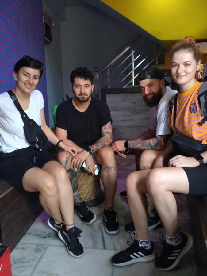 Big Brother Hostel Hotel Agra  Bagian luar foto
