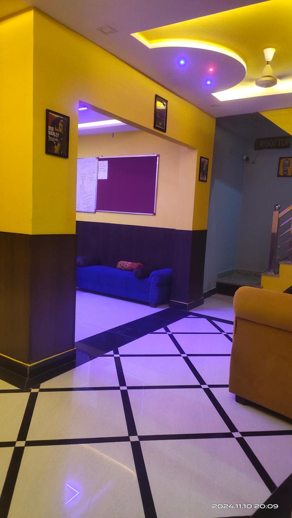 Big Brother Hostel Hotel Agra  Bagian luar foto