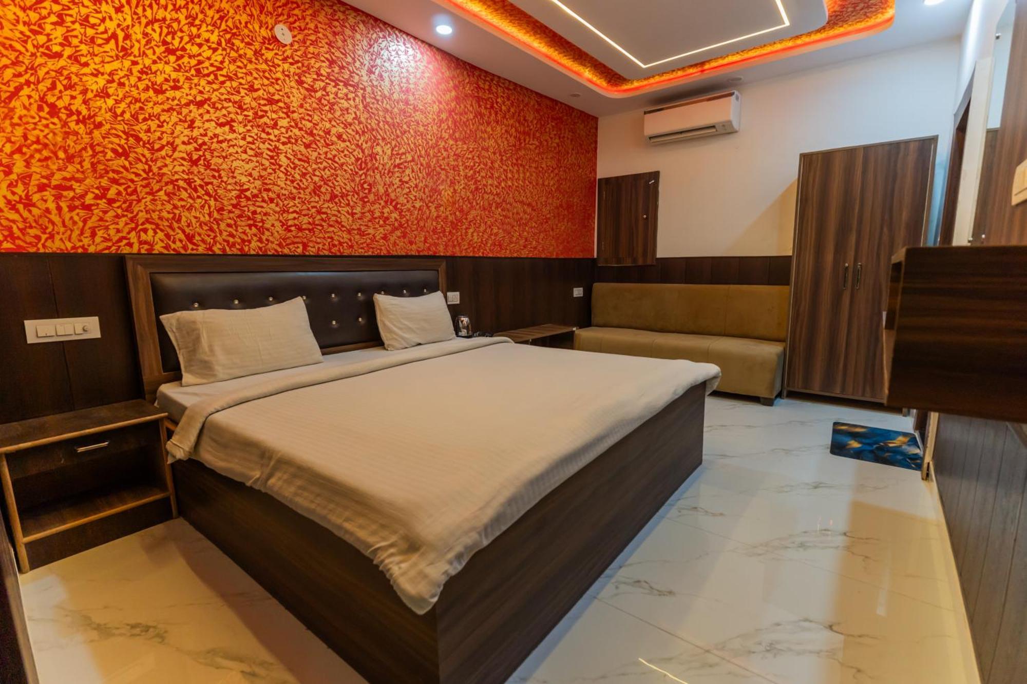 Big Brother Hostel Hotel Agra  Ruang foto