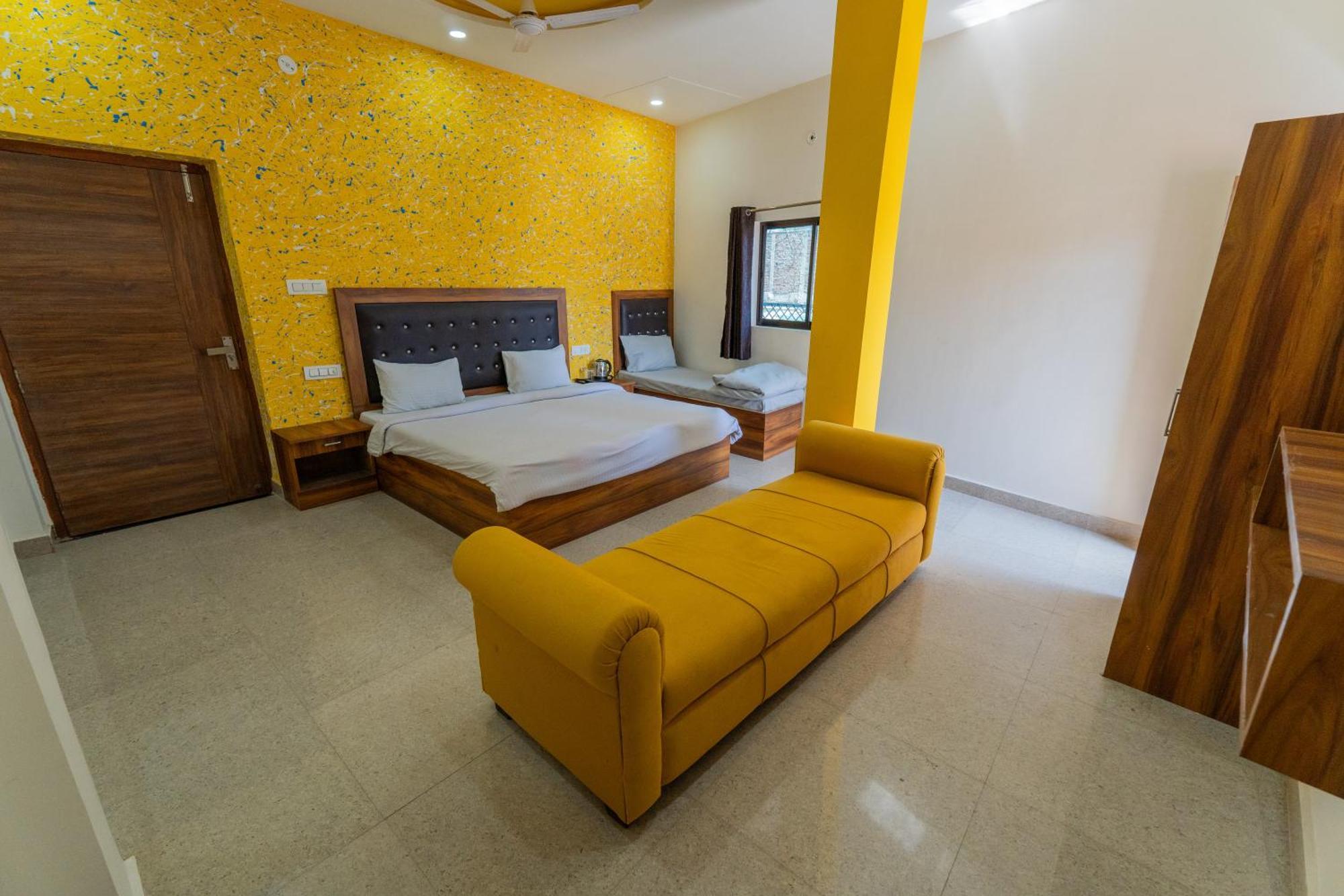 Big Brother Hostel Hotel Agra  Ruang foto